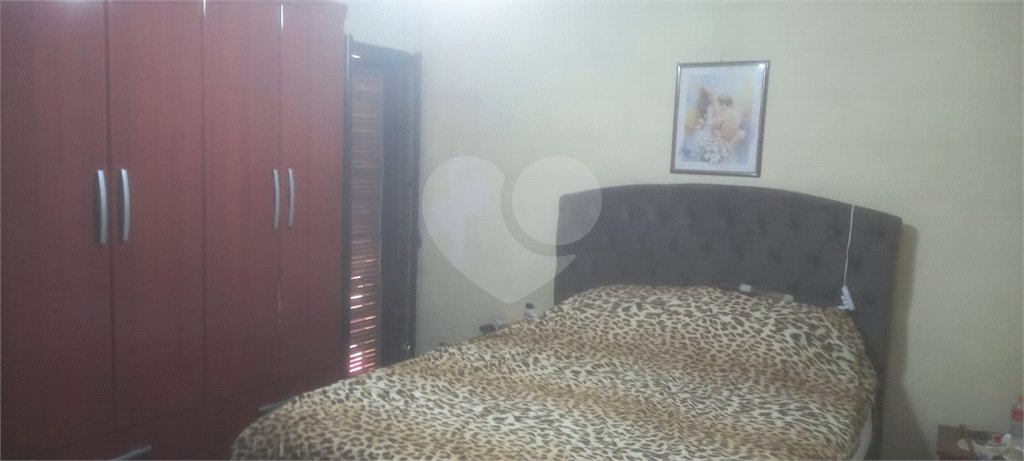 Casa à venda com 3 quartos, sendo 1 suíte,  em Vila Augusta, Guarulhos, SP