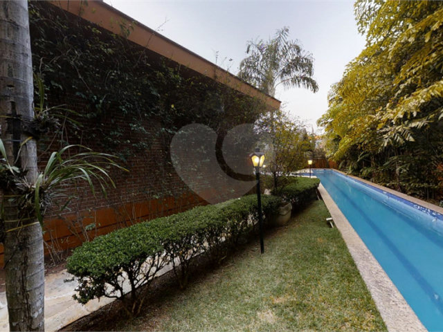 Casa à venda com 4 suítes em Jardim Marajoara, São Paulo, SP