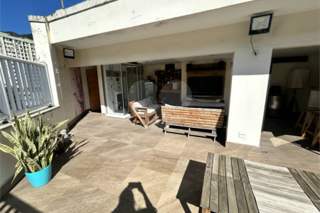 Cobertura à venda com 4 quartos, sendo 1 suíte,  em Rio Comprido, Rio de Janeiro, RJ