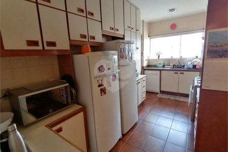 Apartamento à venda com 3 quartos, sendo 1 suíte, em Jardim Paulista, São Paulo, SP