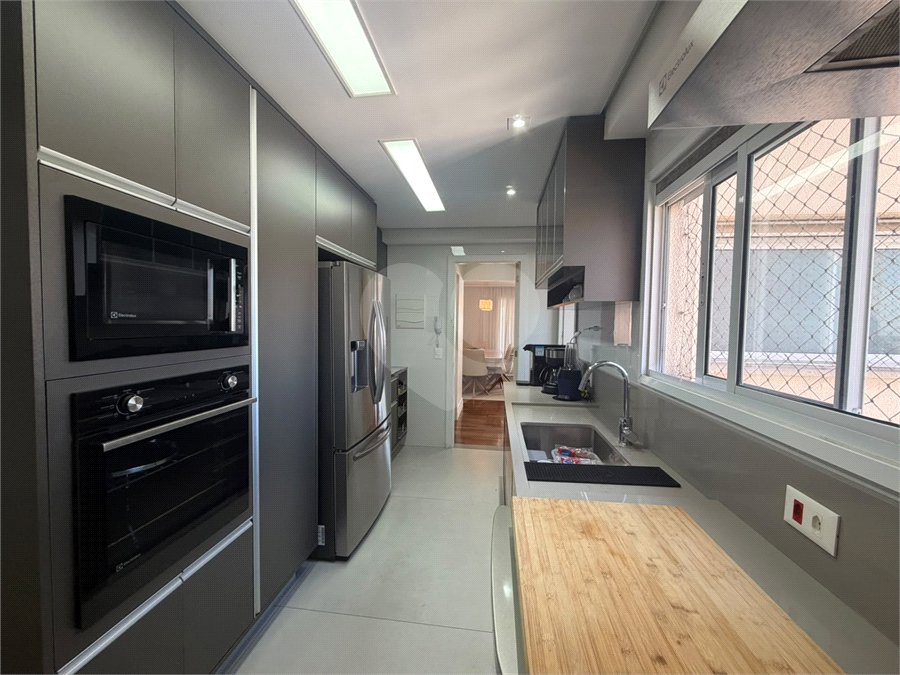 Apartamento à venda com 3 suítes em Jardim Marajoara, São Paulo, SP