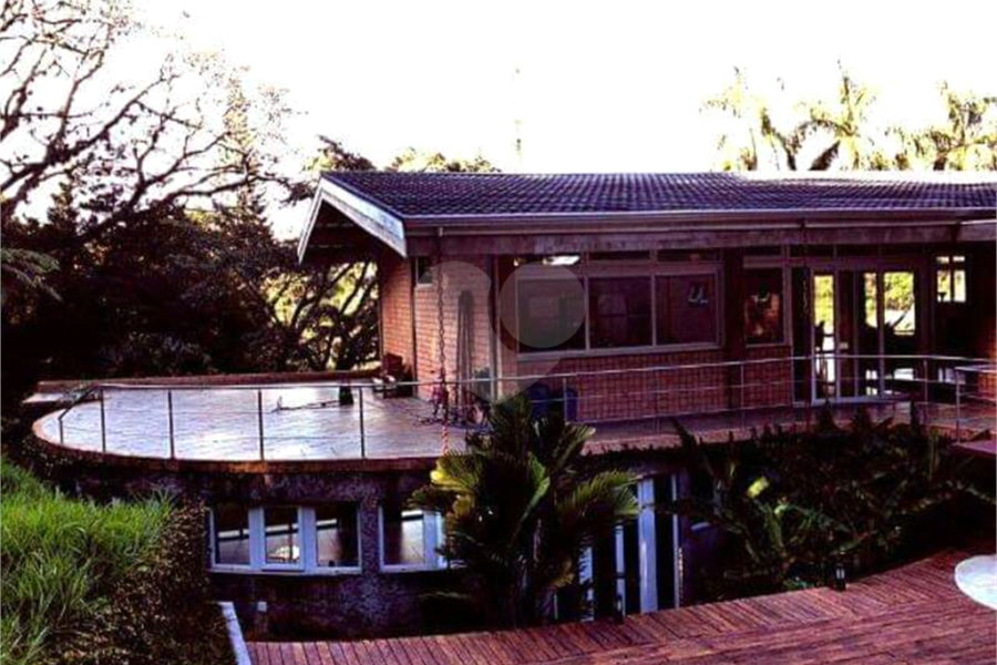 Casa à venda com 3 suítes em Serra da Cantareira, Mairiporã, SP