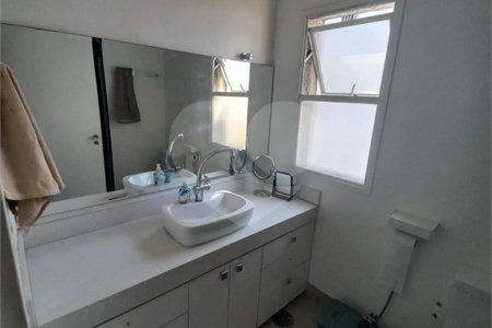 Apartamento à venda com 3 quartos, sendo 1 suíte, em Vila Andrade, São Paulo, SP