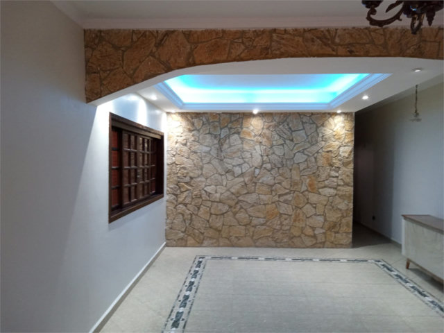 Casa à venda com 3 quartos, sendo 1 suíte,  em Horto Florestal, São Paulo, SP