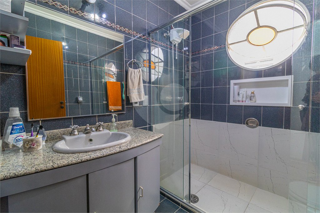 Sobrado à venda com 3 quartos, sendo 1 suíte,  em Vila Mascote, São Paulo, SP