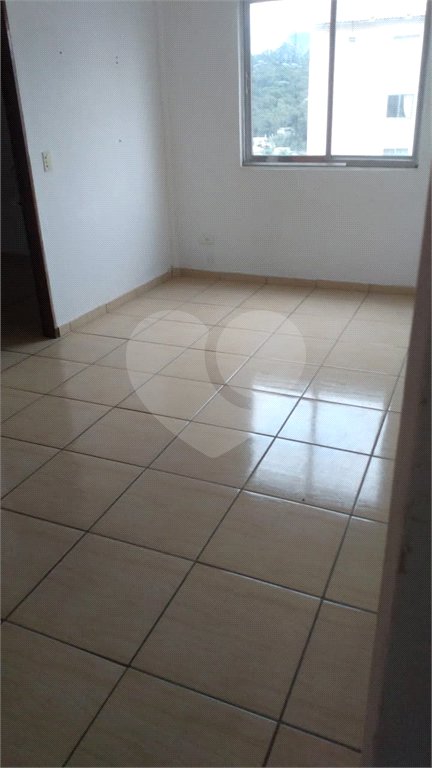 Apartamento à venda com 2 quartos em Cidade Tiradentes, São Paulo, SP