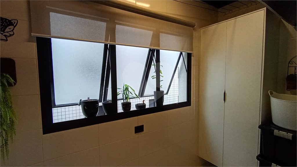 Apartamento à venda com 2 quartos, sendo 1 suíte, em Pitangueiras, Guarujá, SP