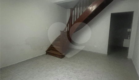 Sobrado à venda com 2 quartos em Água Fria, São Paulo, SP