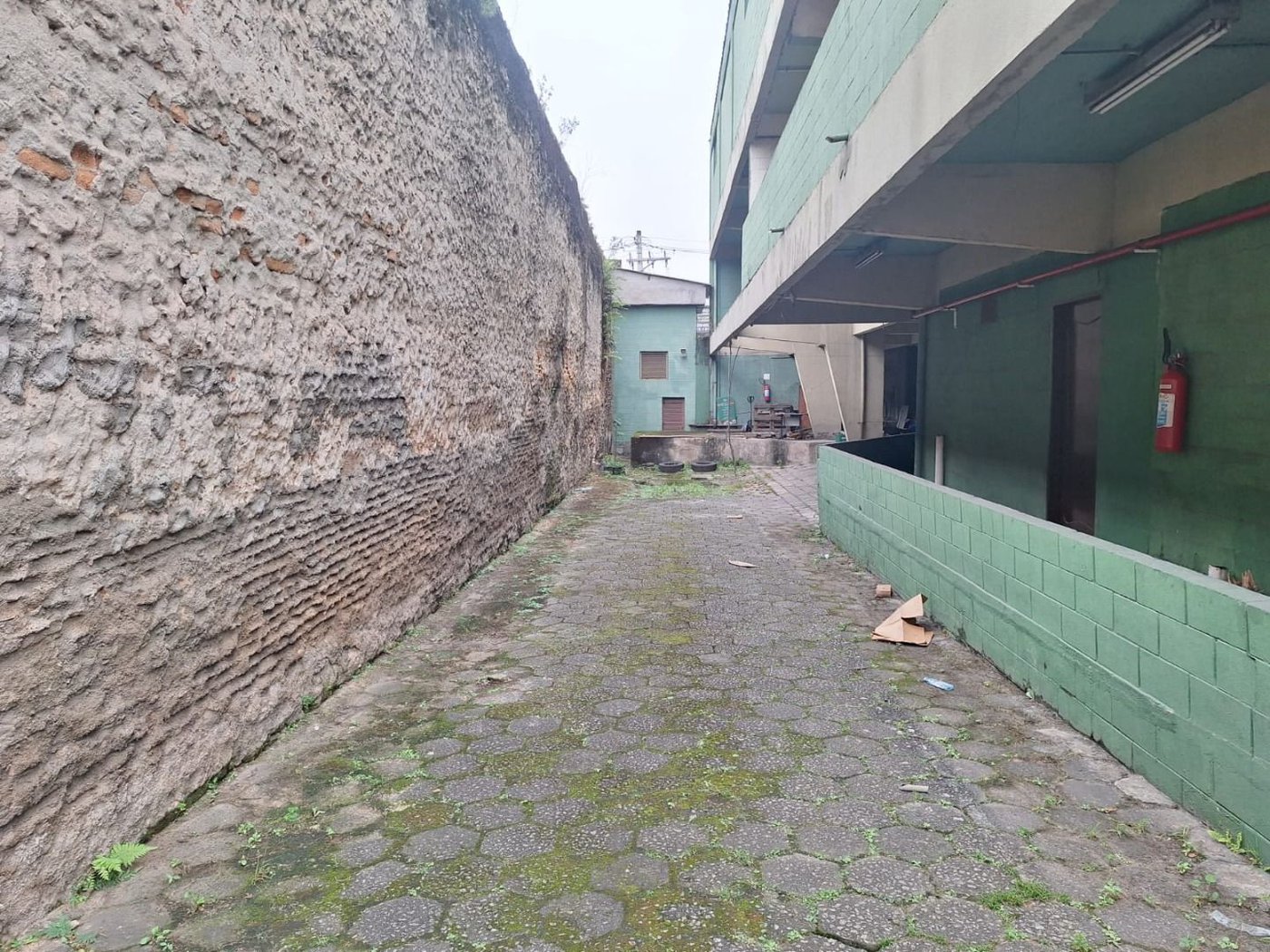 Galpão à venda, 3285 m² por R$ 5.500.000,00 - Valongo - Santos/SP