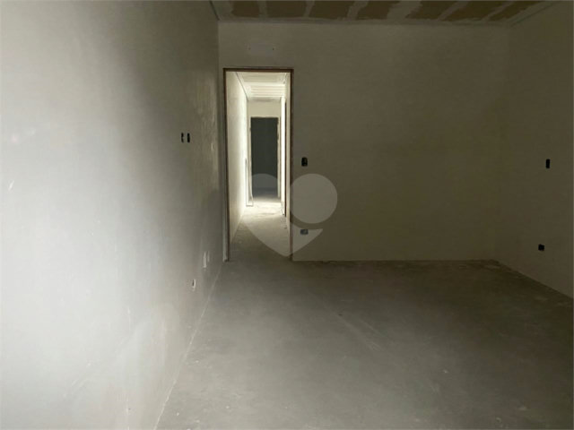 Sobrado à venda com 3 quartos, sendo 1 suíte,  em Campo Grande, São Paulo, SP