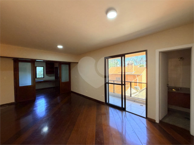 Apartamento à venda com 3 quartos, sendo 1 suíte,  em Alto da Boa Vista, São Paulo, SP