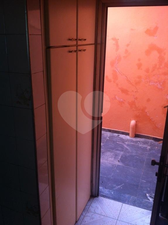 Sobrado à venda com 3 quartos, sendo 1 suíte, em Chora Menino, São Paulo, SP