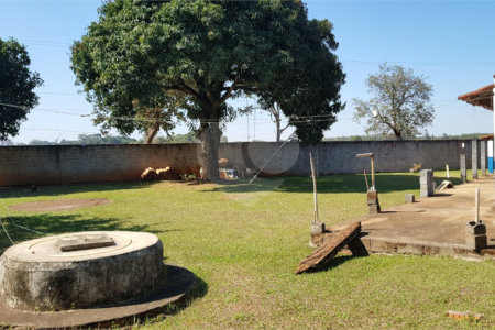 Chácara à venda com 3 quartos, sendo 1 suíte, no Centro, Araçoiaba da Serra, SP