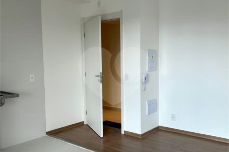 Apartamento para alugar com 2 quartos, sendo 1 suíte, em Vila Firmiano Pinto, São Paulo, SP