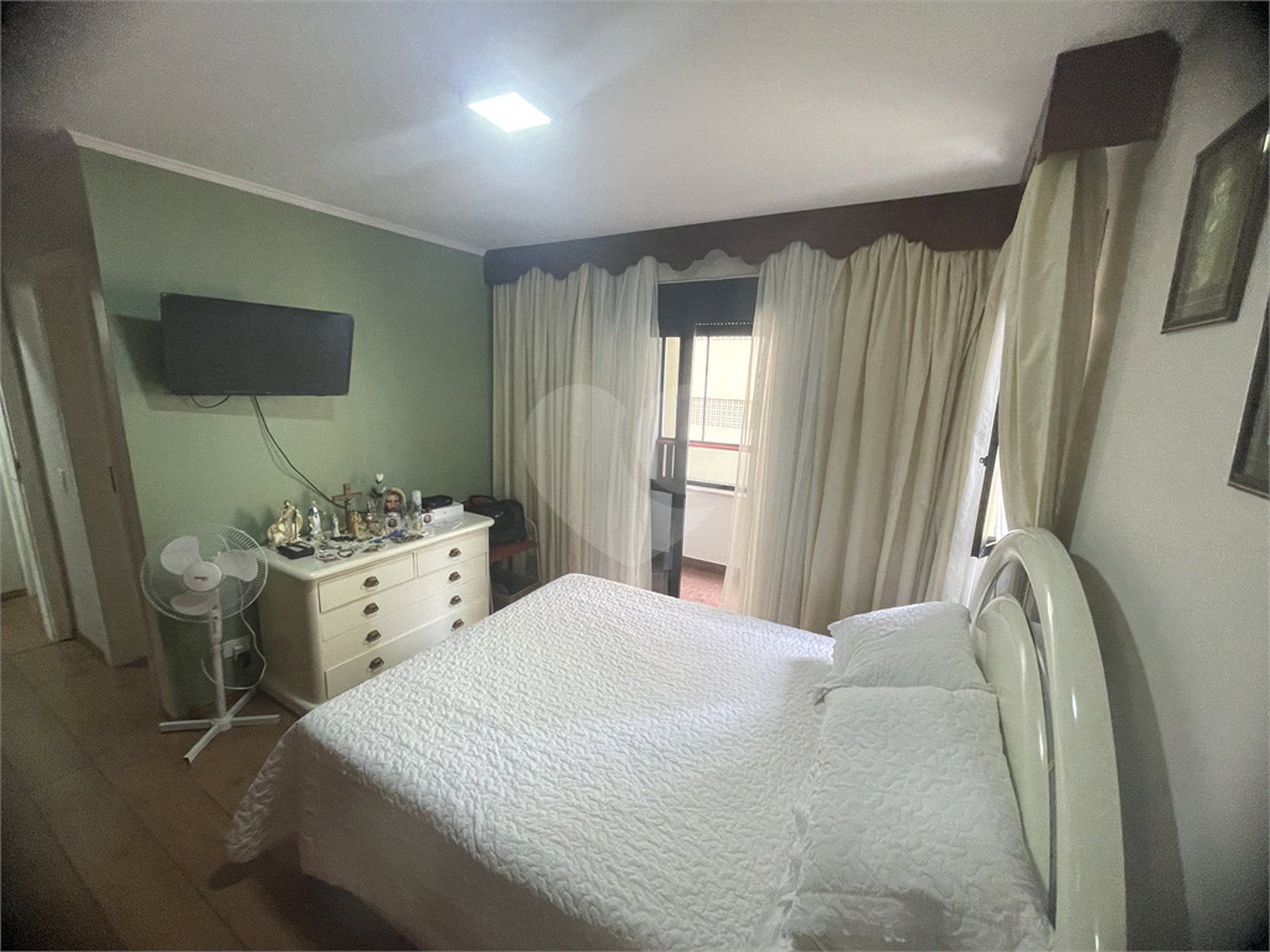 Apartamento à venda com 4 quartos, sendo 1 suíte,  em Santa Teresinha, São Paulo, SP