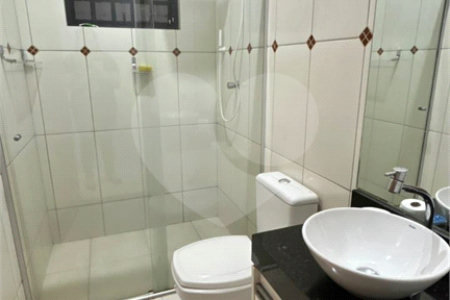 Casa à venda com 3 quartos, sendo 1 suíte,  em Ipê, Três Lagoas, MS