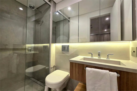 Apartamento à venda ou para alugar com 2 quartos, sendo 1 suíte, em Vila Olímpia, São Paulo, SP