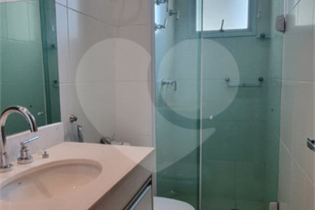 Apartamento à venda com 3 suítes em Santa Teresinha, São Paulo, SP