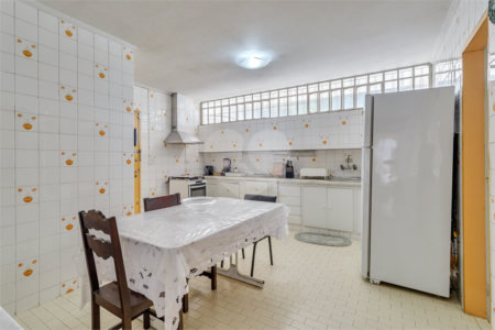 Sobrado à venda com 3 quartos, sendo 1 suíte, em Chácara Flora, São Paulo, SP