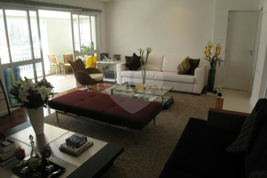 Apartamento à venda com 4 suítes em Morumbi, São Paulo, SP