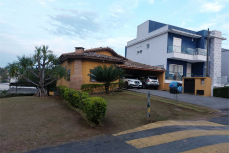 Casa à venda com 2 quartos, sendo 1 suíte, no condomínio Lagos Ecopark, Mogi das Cruzes - SP