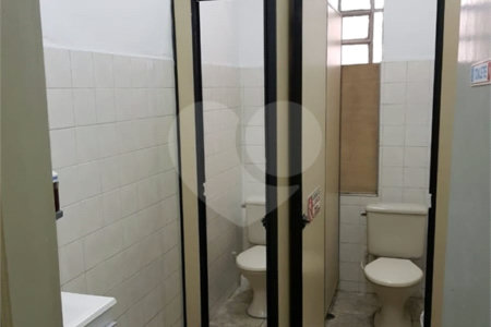 Sobrado à venda com 3 quartos em Jardim Paulista, São Paulo, SP