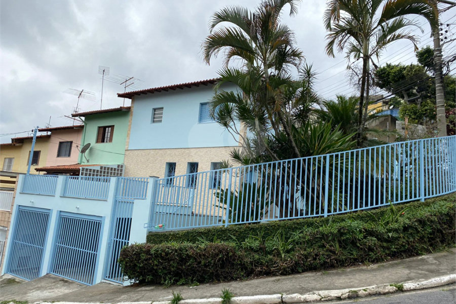 Sobrado à venda com 2 quartos em Tremembé, São Paulo, SP