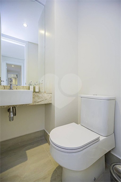 Apartamento à venda com 3 suítes em Cidade Jardim, São Paulo, SP