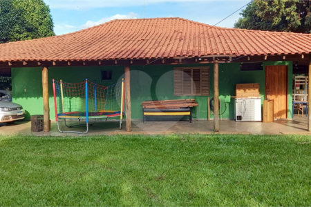 Chácara à venda com 3 quartos, sendo 2 suítes, em Recanto dos Nobres, Araraquara, SP