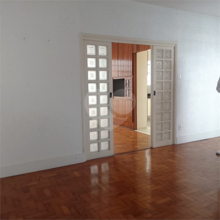Casa à venda com 3 quartos, sendo 1 suíte, no Centro, Mogi das Cruzes, SP