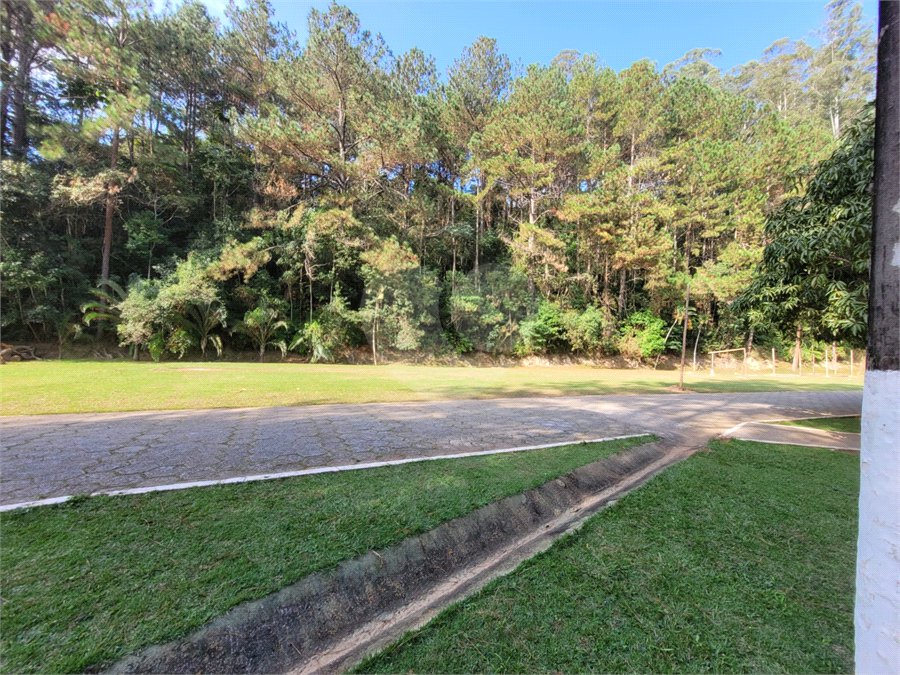 Condomínio para alugar com 3 quartos, sendo 1 suíte, em Caraguatá, Mairiporã, SP