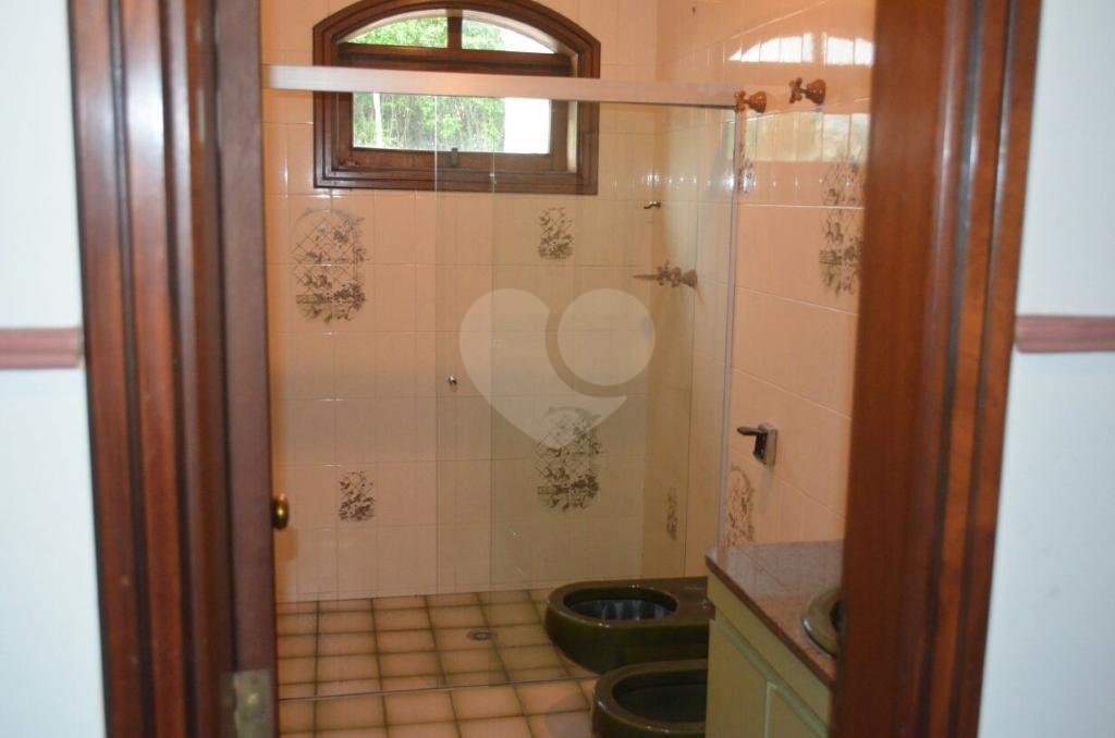 Sobrado à venda com 4 quartos, sendo 3 suítes, em Parque Edu Chaves, São Paulo, SP