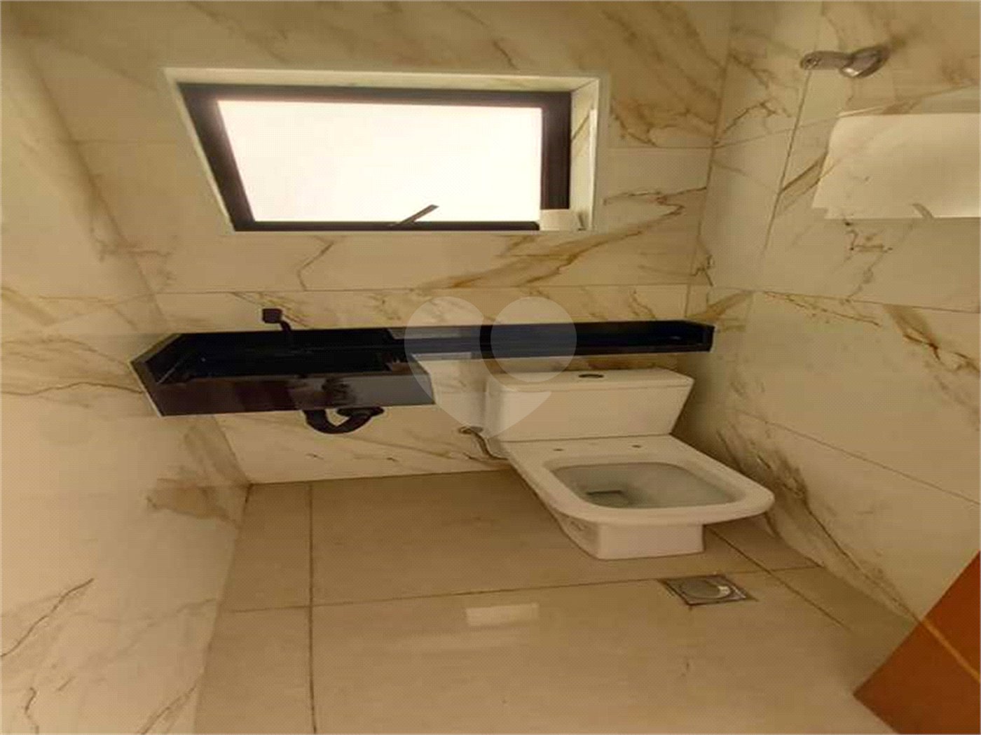 Sobrado à venda com 3 quartos, sendo 1 suíte, em Santa Terezinha, São Bernardo do Campo, SP