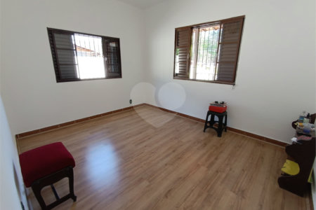 Casa para alugar com 3 quartos, sendo 1 suíte,  em Esplanada Mendes Moraes, São Roque, SP