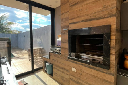 Casa à venda ou para alugar com 4 quartos, sendo 2 suítes,  em Santa Terezinha, Três Lagoas, MS