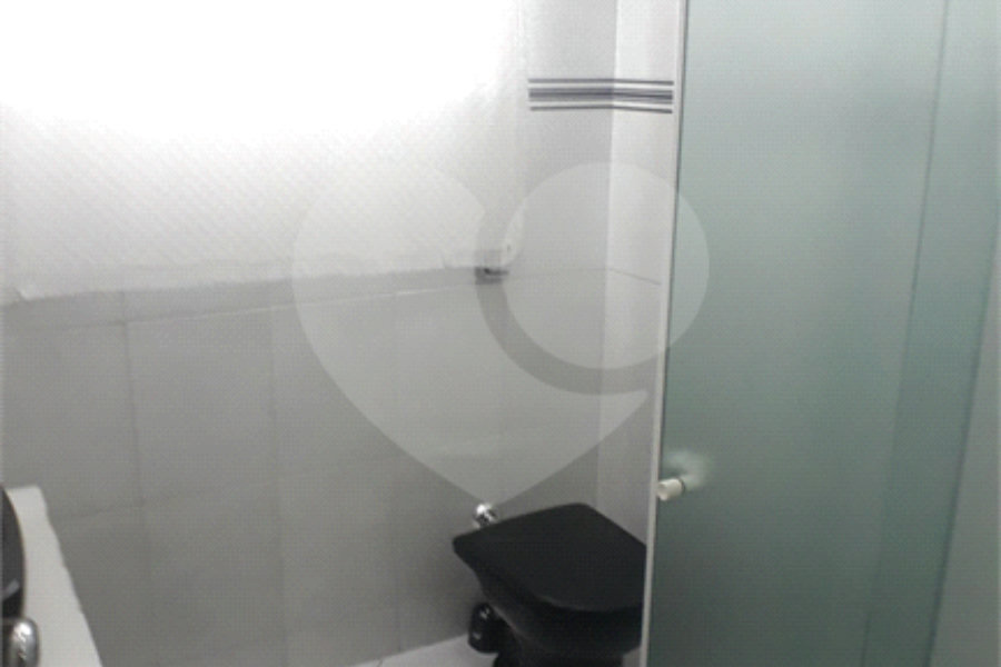 Casa Térrea à venda com 4 quartos, sendo 1 suíte, em Vila Romero, São Paulo, SP