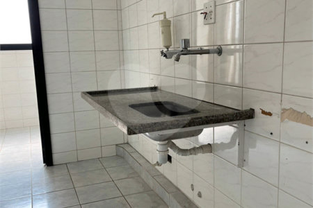 Apartamento à venda com 3 quartos, sendo 1 suíte, em Vila Regente Feijó, São Paulo, SP