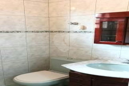 Casa à venda com 3 quartos, sendo 1 suíte, em Jardim Alvorada (zona Oeste), São Paulo, SP