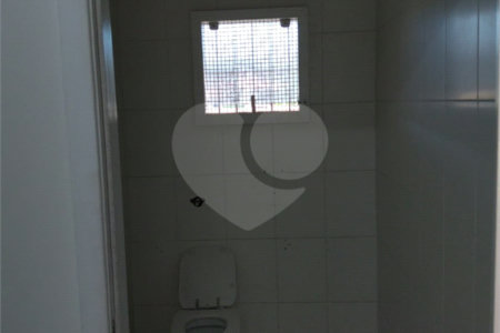 Salão para alugar em Cocaia, Guarulhos, SP
