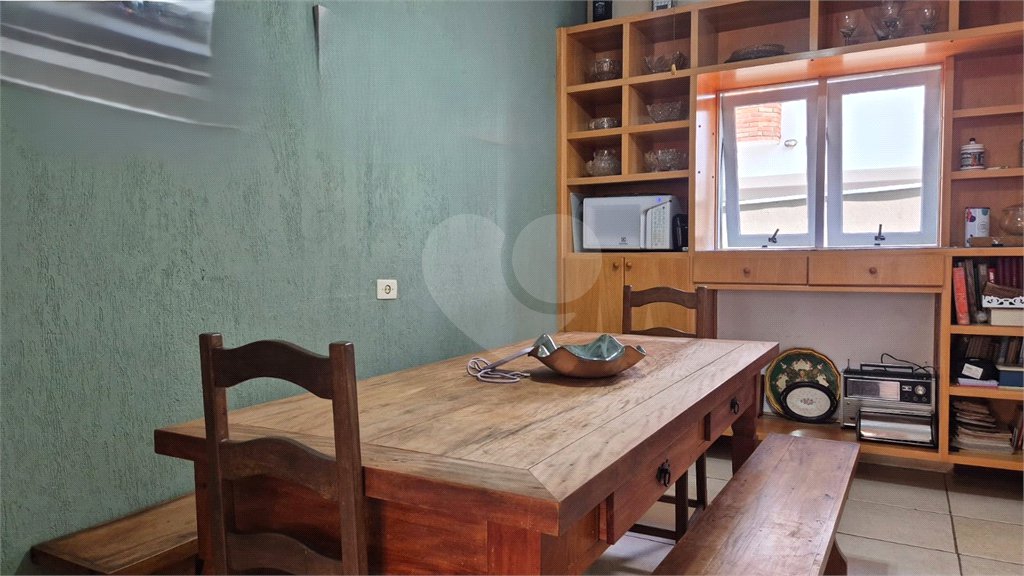 Casa à venda com 4 suítes no condomínio Vivenda do Lago, Sorocaba - SP