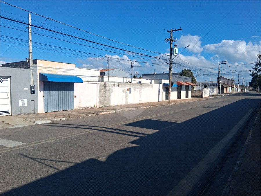 Casa à venda com 2 quartos em Vila Piedade, Itapetininga, SP