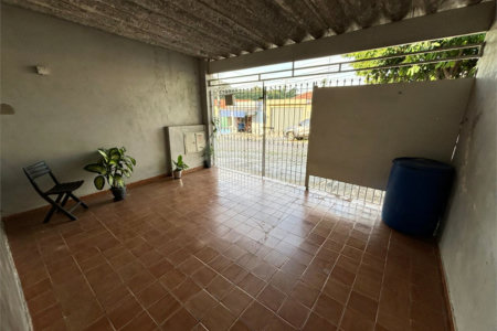 Casa à venda com 3 quartos, sendo 1 suíte, em Jardim Santo Antônio, Salto, SP