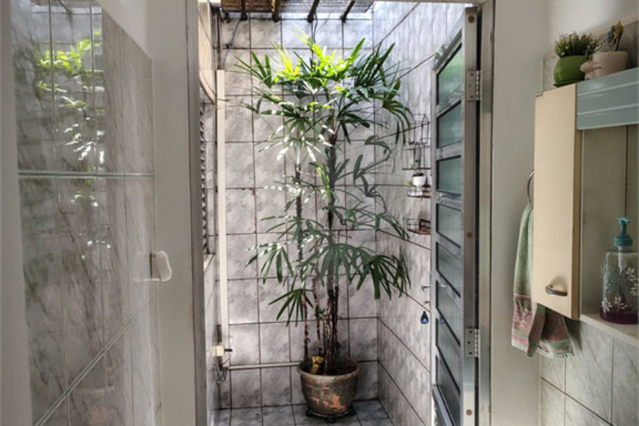 Casa Térrea à venda com 4 quartos, sendo 2 suítes,  em Parque Edu Chaves, São Paulo, SP