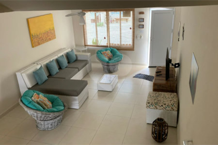 Casa à venda com 3 quartos, sendo 1 suíte, em Juquehy, São Sebastião, SP