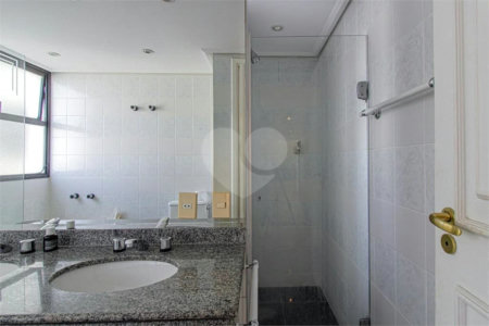 Apartamento à venda com 3 quartos, sendo 1 suíte, em Vila Clementino, São Paulo, SP