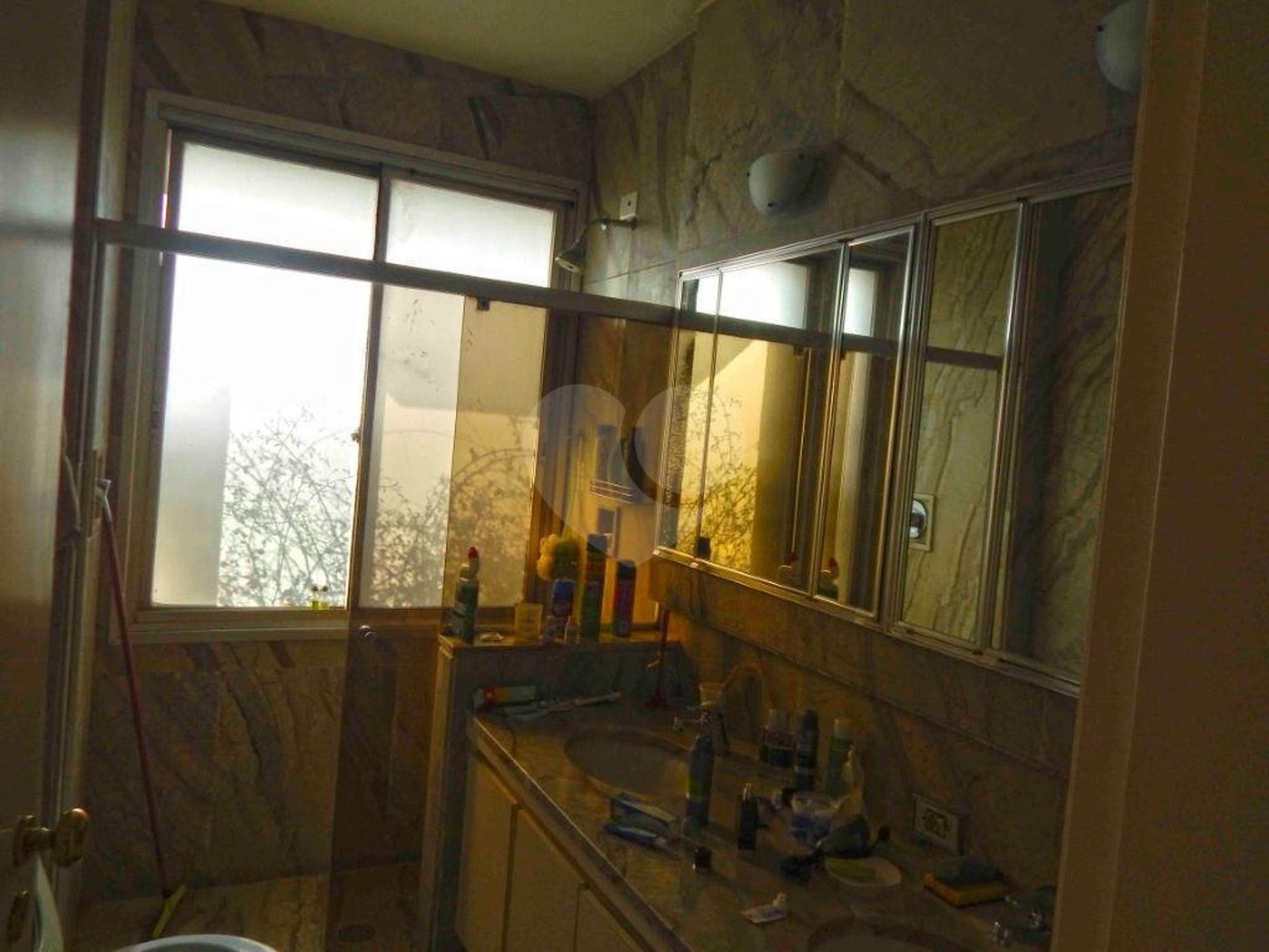 Apartamento à venda com 4 suítes em Jardim Marajoara, São Paulo, SP