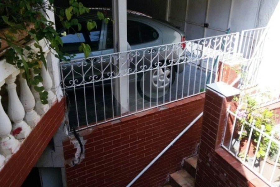 Sobrado à venda com 2 quartos em Tremembé, São Paulo, SP
