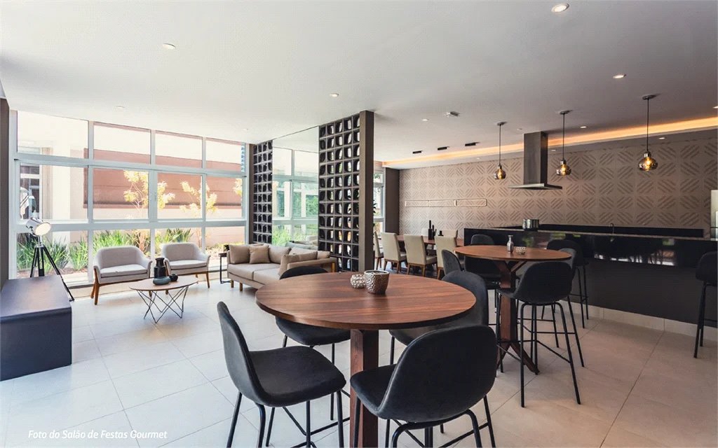 Apartamento à venda com 2 quartos, sendo 1 suíte,  em Vila Andrade, São Paulo, SP