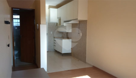 Casa à venda com 2 quartos em Guaxinduva, Atibaia, SP