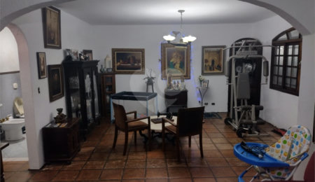 Casa Térrea à venda com 3 quartos, sendo 1 suíte, em Vila Mariana, São Paulo, SP
